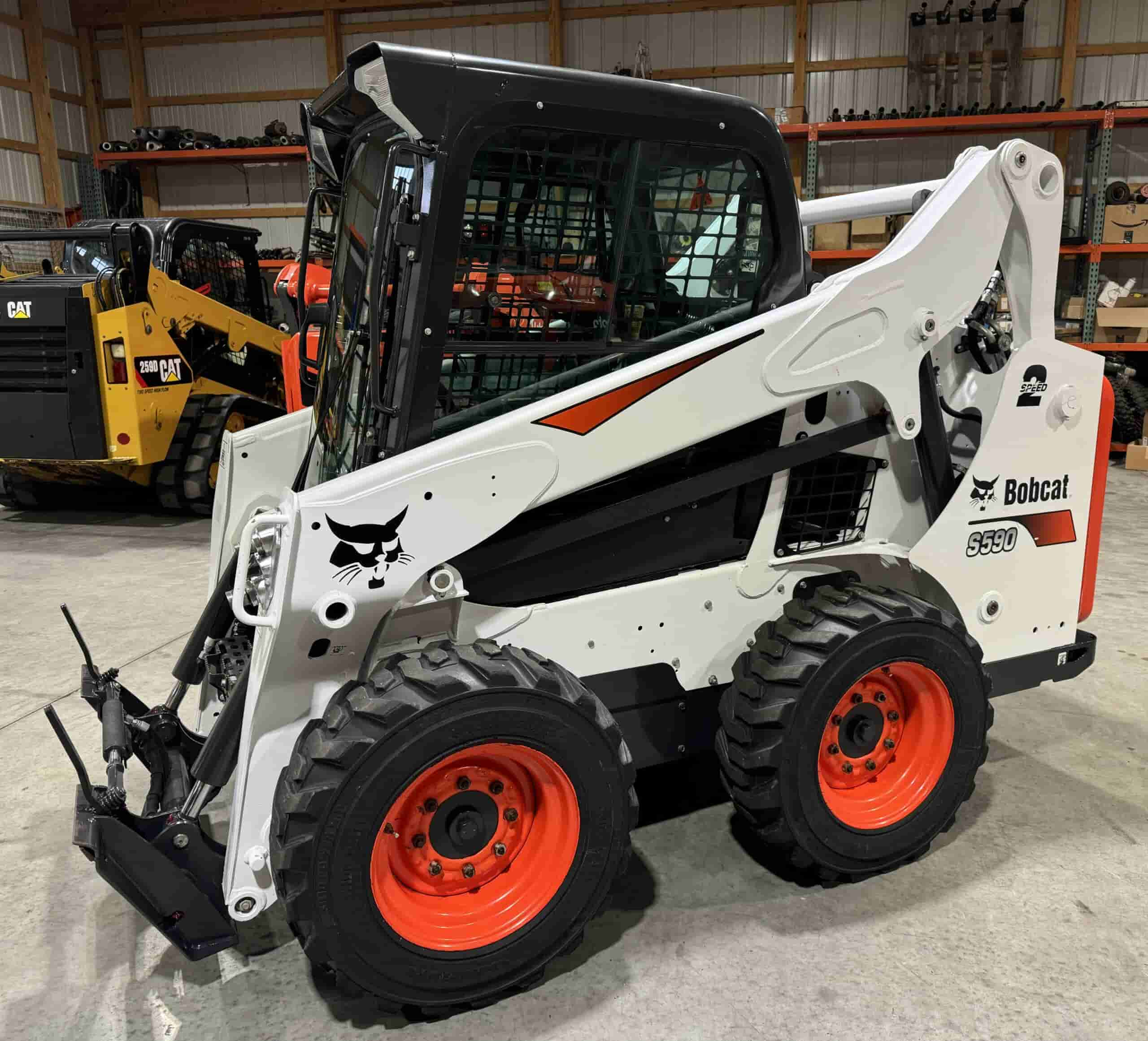 2018 BOBCAT S590 LIKE NEW!
